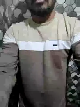 Snapshot of Jayesh_Love chatting on 01/04/25, 02:25 Jayesh Love online show from 01/04/25, 02:25