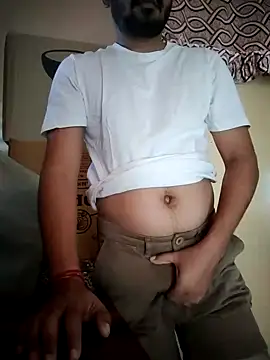 Snapshot of Jayesh_Love chatting on 01/04/25, 05:27 Jayesh Love online show from 01/04/25, 05:27