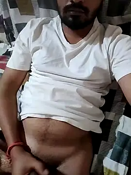 Snapshot of Jayesh_Love chatting on 01/04/25, 12:59 Jayesh Love online show from 01/04/25, 12:59