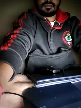 Snapshot of Jayesh_Love chatting on 01/04/25, 05:47 Jayesh Love online show from 01/04/25, 05:47