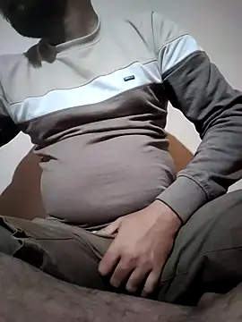 Snapshot of Jayesh_Love chatting on 01/05/25, 03:34 Jayesh Love online show from 01/05/25, 03:34