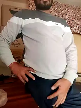 Snapshot of Jayesh_Love chatting on 01/10/25, 10:06 Jayesh Love online show from 01/10/25, 10:06