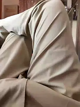 Snapshot of Jayesh_Love chatting on 02/11/25, 09:31 Jayesh Love online show from 02/11/25, 09:31