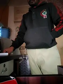 Snapshot of Jayesh_Love chatting on 02/12/25, 03:40 Jayesh Love online show from 02/12/25, 03:40