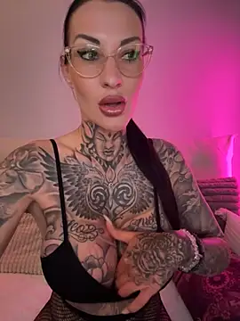 MeganWitch online show from 05/10/26, 07:30