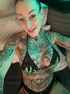 MeganWitch online show from 06/13/26, 05:05