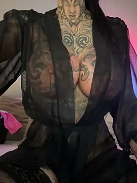 MeganWitch online show from 06/17/26, 04:59