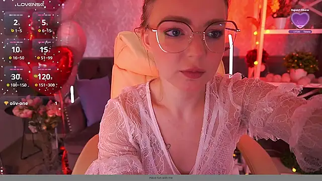 Snapshot of EmilySunshineS chatting on 02/14/25, 12:19 EmilySunshineS online show from 02/14/25, 12:19