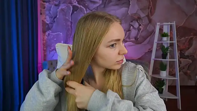 EmilySunshineS online show from 11/26/25, 07:20