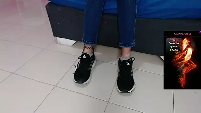 Snapshot of _candy_jade_ chatting on 03/11/25, 11:55 candy jade online show from 03/11/25, 11:55