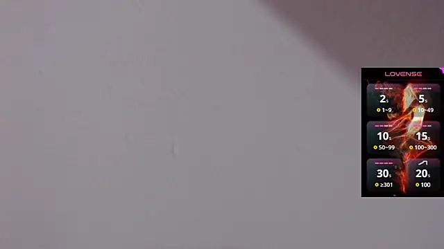 Snapshot of _candy_jade_ chatting on 03/19/25, 12:23 candy jade online show from 03/19/25, 12:23