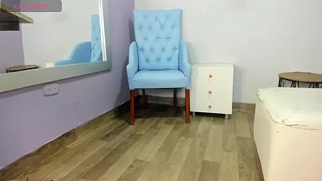 Snapshot of _candy_jade_ chatting on 11/04/25, 11:31 candy jade online show from 11/04/25, 11:31