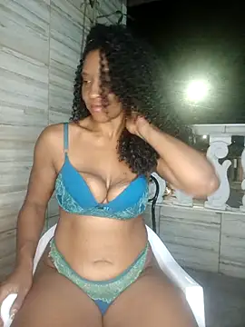 Snapshot of Luhma_hot chatting on 12/20/25, 11:34 Luhma hot online show from 12/20/25, 11:34