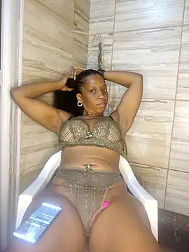 Snapshot of Luhma_hot chatting on 01/08/26, 10:23 Luhma hot online show from 01/08/26, 10:23