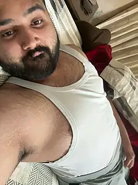 Snapshot of Dicky_Rohan chatting on 03/05/25, 05:08 Dicky Rohan online show from 03/05/25, 05:08