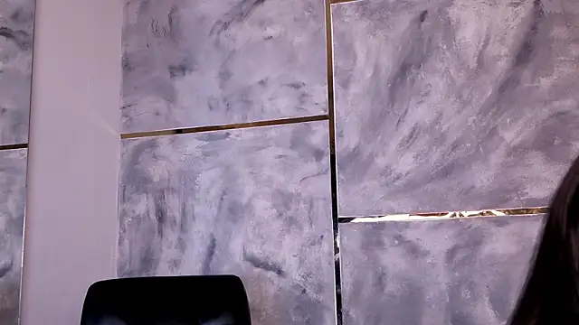 Ellaochoa online show from 06/25/26, 11:37