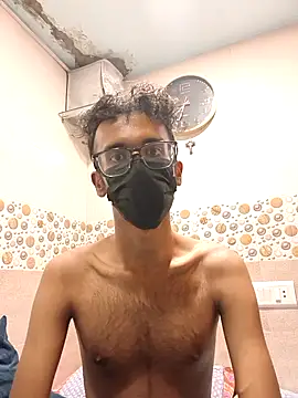 Snapshot of mackyjam chatting on 10/30/25, 02:18 mackyjam online show from 10/30/25, 02:18