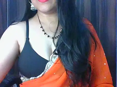 Snapshot of santurmom chatting on 02/19/26, 05:42 santurmom online show from 02/19/26, 05:42