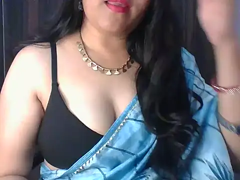 Snapshot of santurmom chatting on 02/22/26, 05:44 santurmom online show from 02/22/26, 05:44