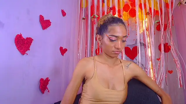 Charlotte Love10 online show from 02/12/25, 06:40