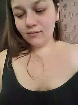 Snapshot of Molly_Greyy chatting on 12/02/24, 10:18 Molly Greyy online show from 12/02/24, 10:18