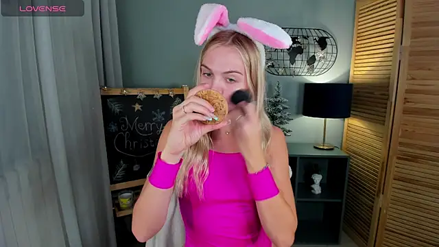 Aria69Stars online show from 12/16/25, 10:20