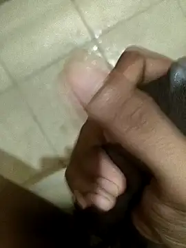 Snapshot of naughtiestdaddy chatting on 01/15/26, 06:33 naughtiestdaddy online show from 01/15/26, 06:33