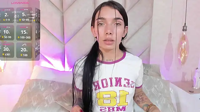 Mollymoon1 online show from 12/09/24, 08:54