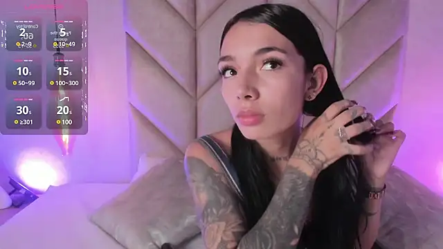 Mollymoon1 online show from 12/11/24, 08:18