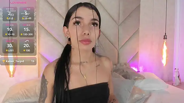 Mollymoon1 online show from 12/13/24, 10:55