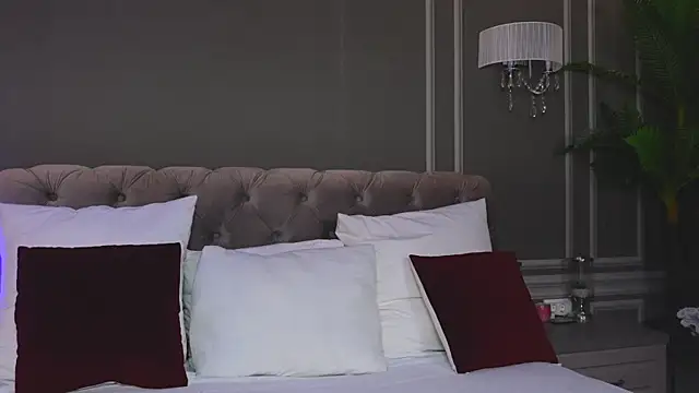 AnnieStylesx online show from 12/05/25, 05:27