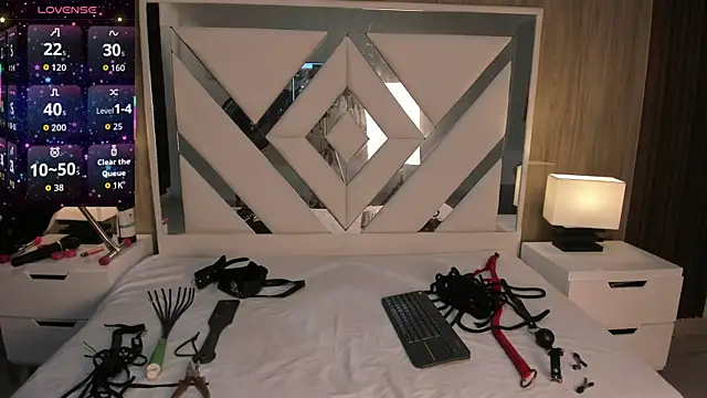 ValentinaThomas online show from 09/13/25, 07:24