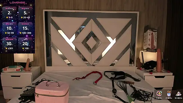 ValentinaThomas online show from 09/28/25, 03:39