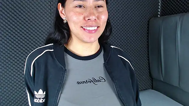 Snapshot of _joy_yva chatting on 01/09/26, 01:52 joy yva online show from 01/09/26, 01:52