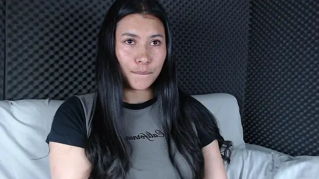 Snapshot of _joy_yva chatting on 02/27/26, 10:43 joy yva online show from 02/27/26, 10:43