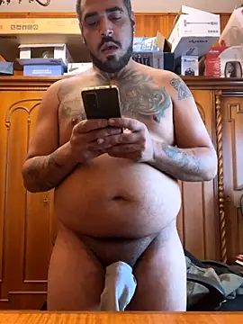 Snapshot of Dikkiduohottt chatting on 10/27/25, 03:38 Dikkiduohottt online show from 10/27/25, 03:38