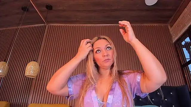 MalorySweet online show from 02/11/25, 11:54