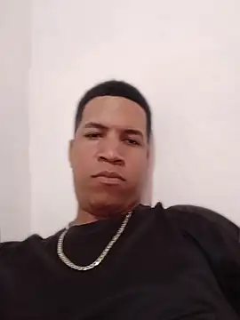 Snapshot of elputoflaco chatting on 03/20/26, 02:22 elputoflaco online show from 03/20/26, 02:22