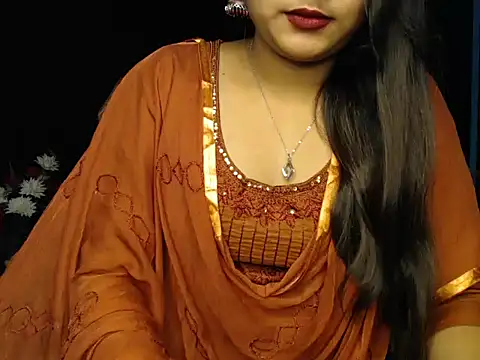 Snapshot of Wish_Queen chatting on 01/24/25, 05:21 Wish Queen online show from 01/24/25, 05:21