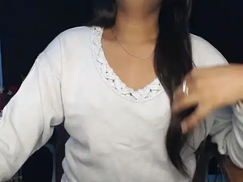 Snapshot of Wish_Queen chatting on 02/18/25, 04:37 Wish Queen online show from 02/18/25, 04:37