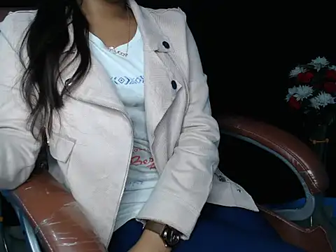 Snapshot of Wish_Queen chatting on 03/06/25, 02:40 Wish Queen online show from 03/06/25, 02:40