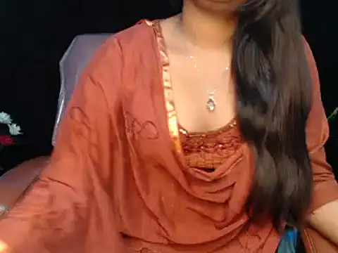 Snapshot of Wish_Queen chatting on 03/18/25, 11:41 Wish Queen online show from 03/18/25, 11:41