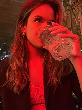 Alisha-Bond online show from 02/28/25, 11:12