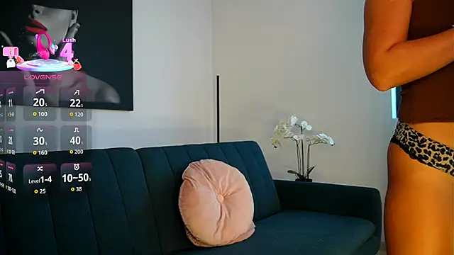 izzy belle online show from 09/24/25, 12:08