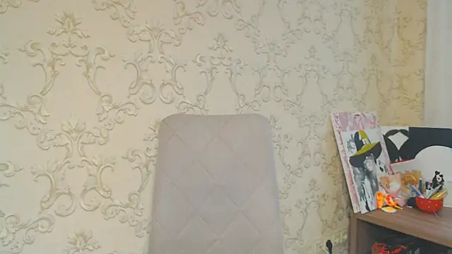 DolphinDreams online show from 05/06/26, 12:32