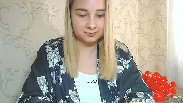 DolphinDreams online show from 06/06/26, 12:32