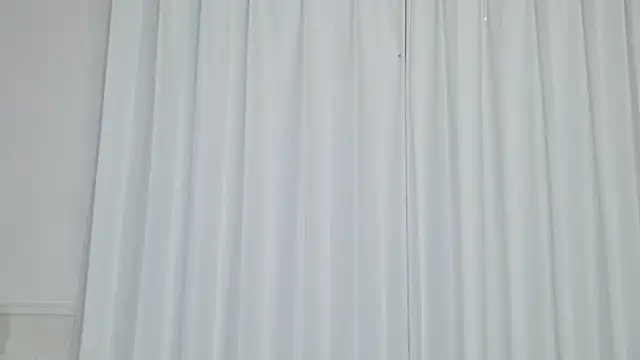 Snapshot of yuki_room chatting on 10/15/25, 02:28 yuki room online show from 10/15/25, 02:28