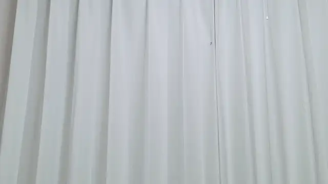 yuki room online show from 11/13/25, 01:21