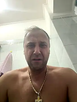 Snapshot of Lecatore80 chatting on 11/26/25, 06:20 Lecatore80 online show from 11/26/25, 06:20
