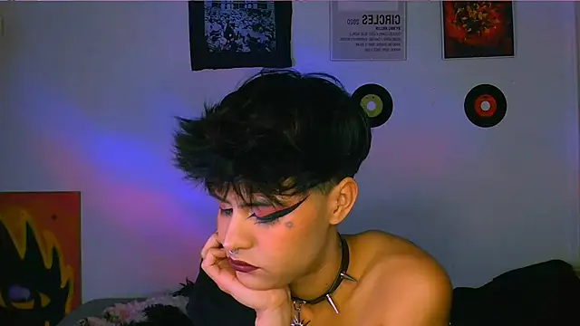 alex one888 online show from 11/22/25, 01:15